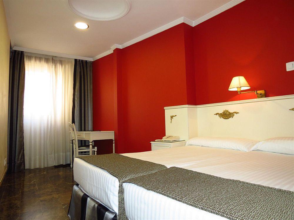 Hotel Boutique Catedral Valladolid Ruang foto